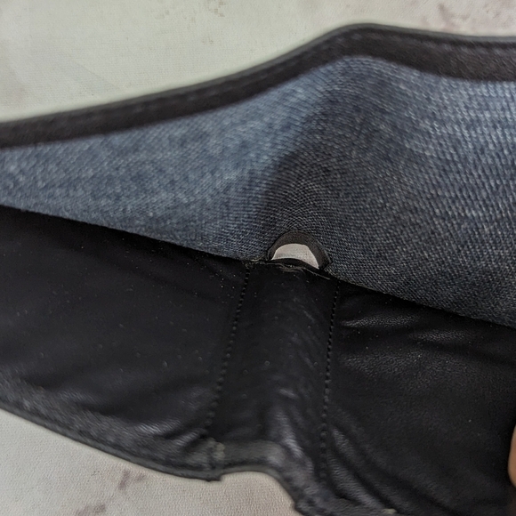 Hot Wheels Wallet Black Bifold Mens Unisex Card Holder - Picture 5 of 8